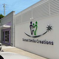 Sunset Smile Creations - Calle Ocho