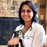 Local Business Forest Home Animal Clinic: Abha Khatter, DVM in Franklin WI