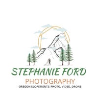 Local Business Stephanie Ford Photography in Florence OR