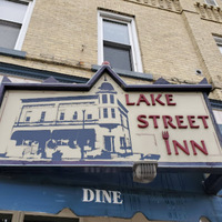 Lake Street Inn