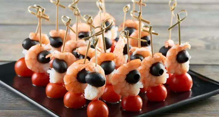 Fresh Shrimp with Cherry Tomatoes and Black Olives Appetizer